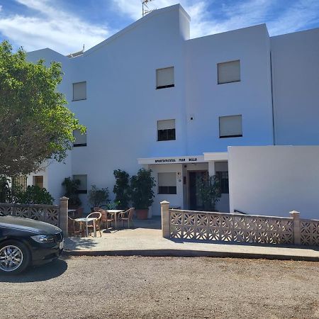 Apartamentos Mar Bella Es Cana Kültér fotó