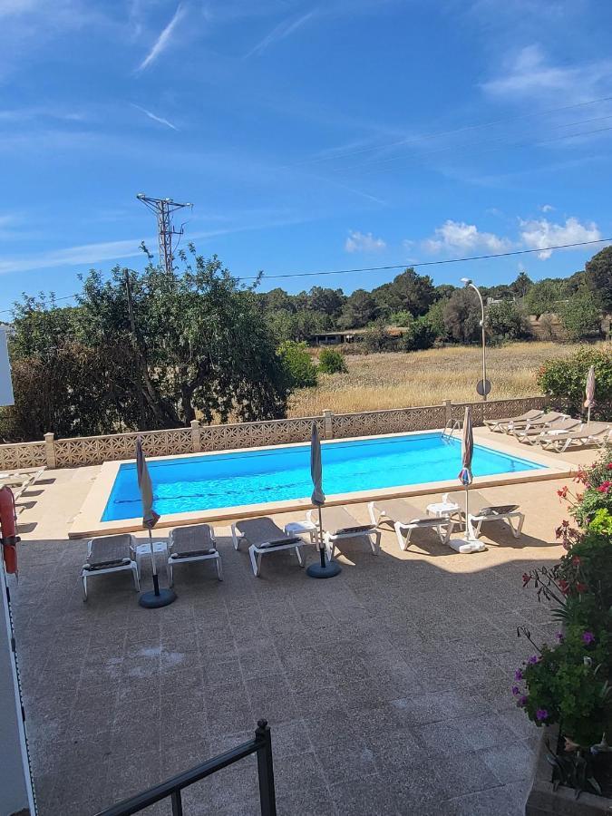 Apartamentos Mar Bella Es Cana Kültér fotó