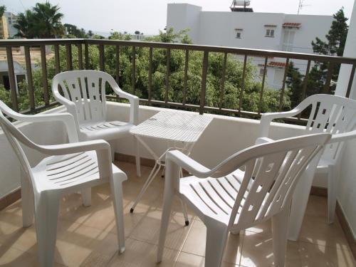 Apartamentos Mar Bella Es Cana Kültér fotó